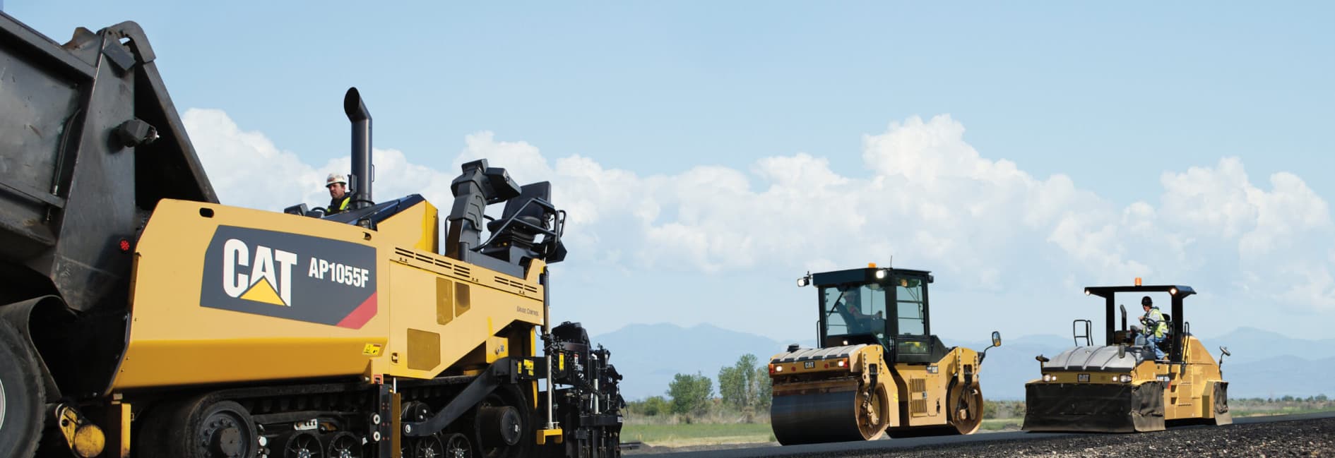 卡特蓄电池产品中心